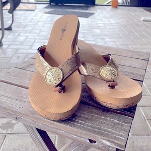 Lindsay Philips Switch Flops w/ 2 sets of straps